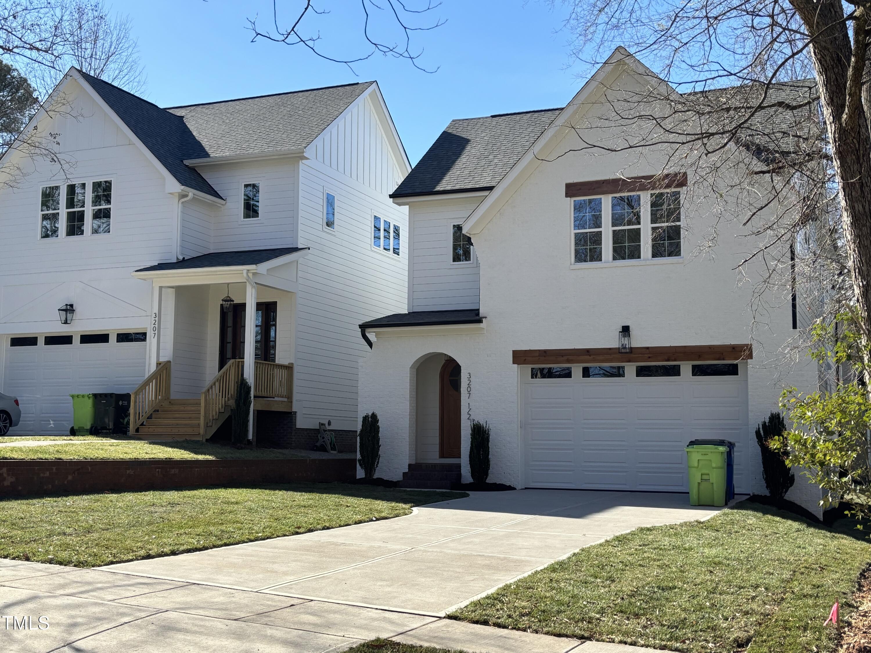 3207.5 Merriman Avenue