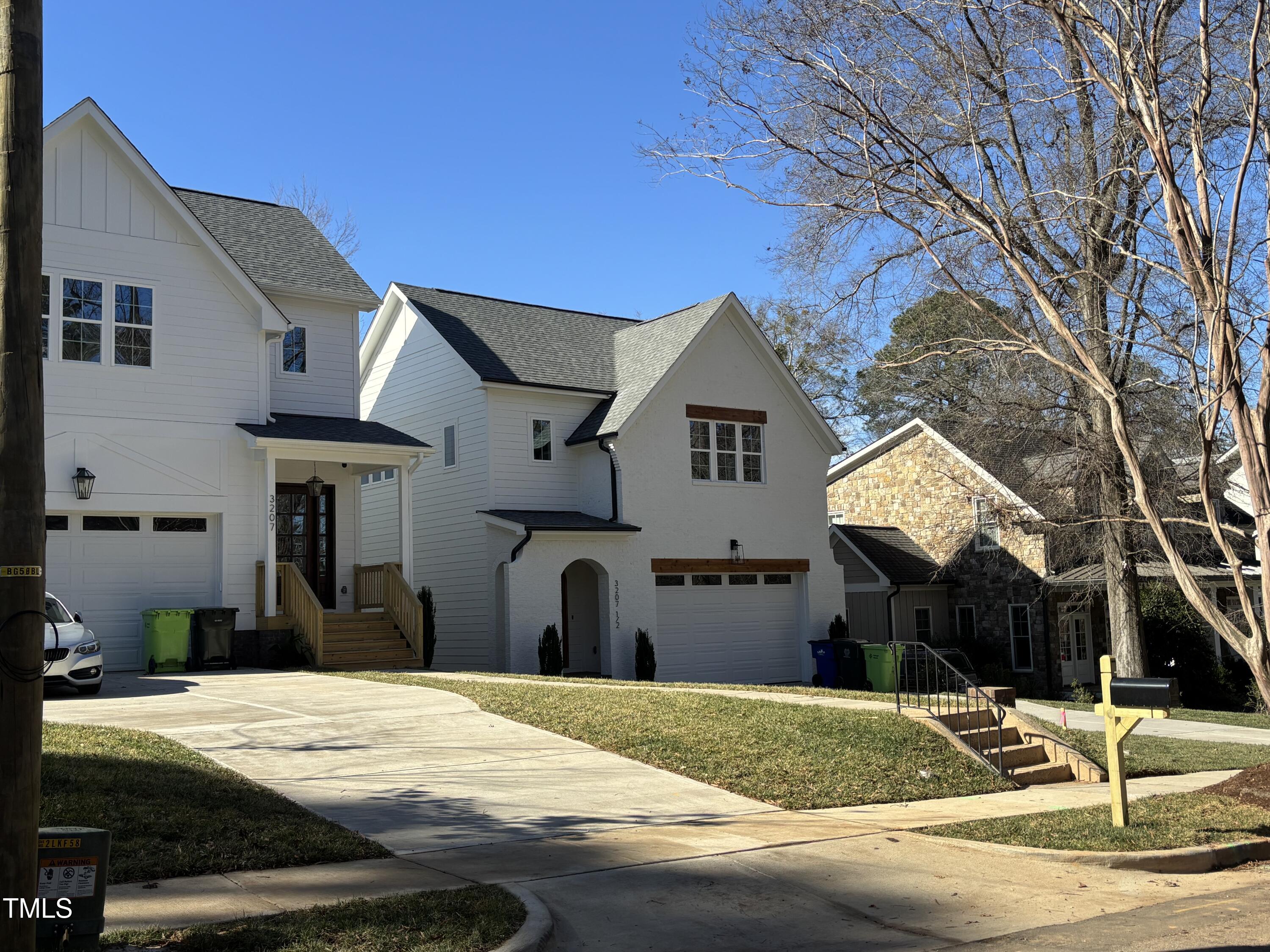 3207.5 Merriman Avenue