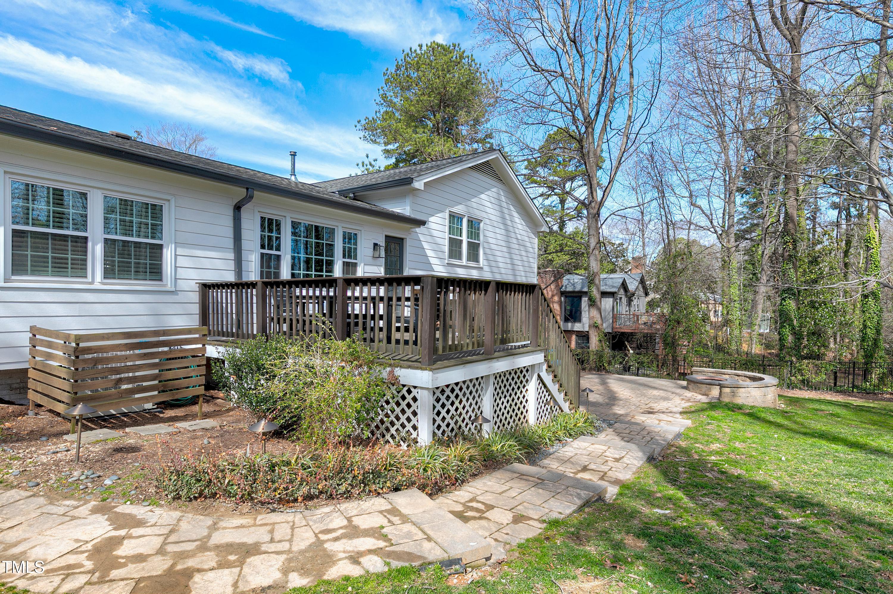 6812 Valley Drive