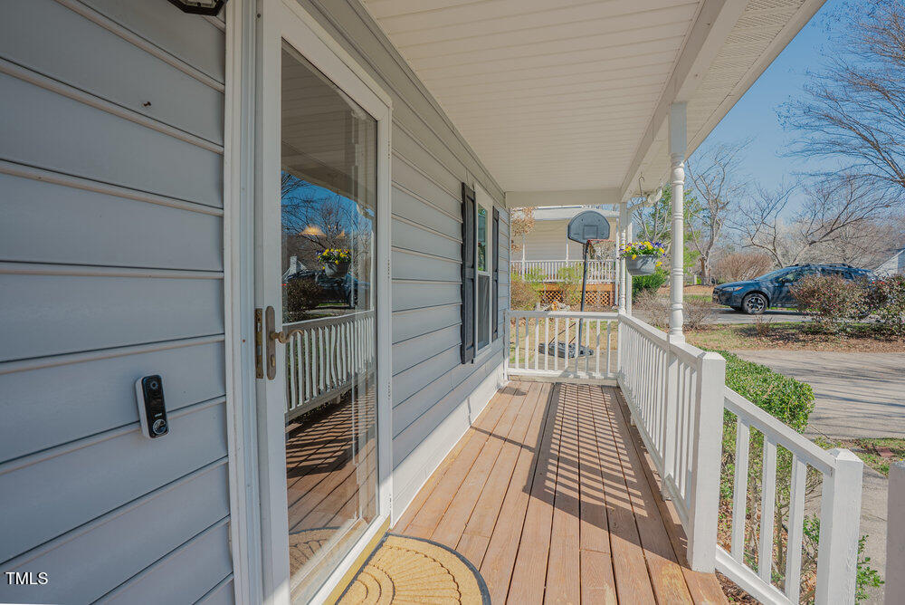 1104 Mango Crest Drive