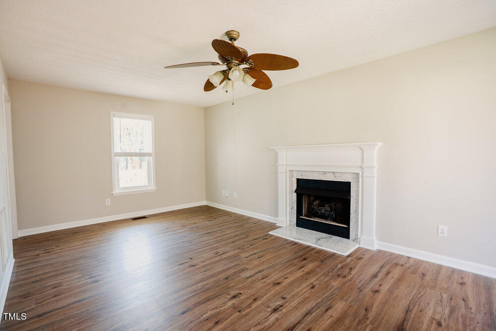 1104 Mango Crest Drive