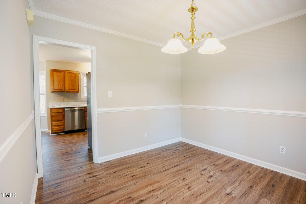 1104 Mango Crest Drive