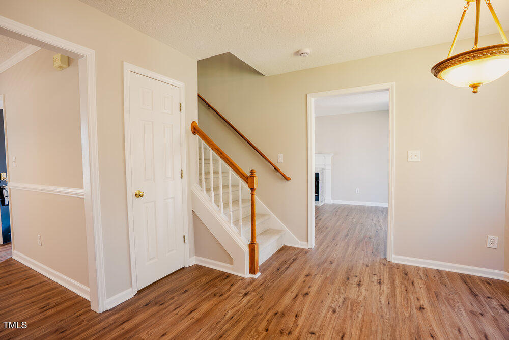1104 Mango Crest Drive