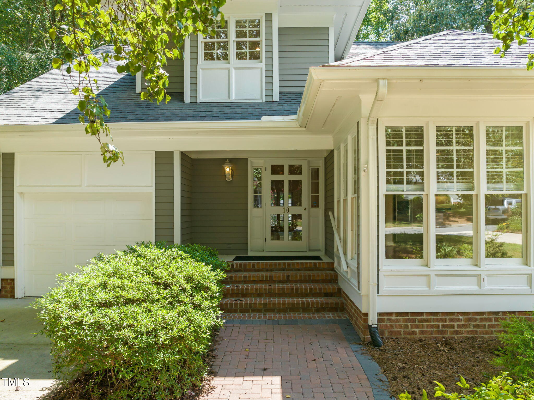 10 Marchmont Court