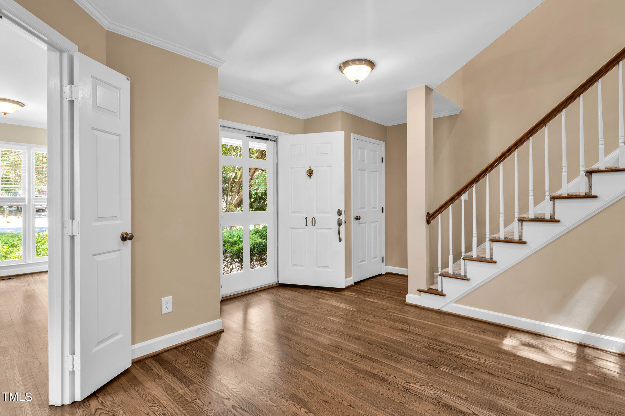 10 Marchmont Court