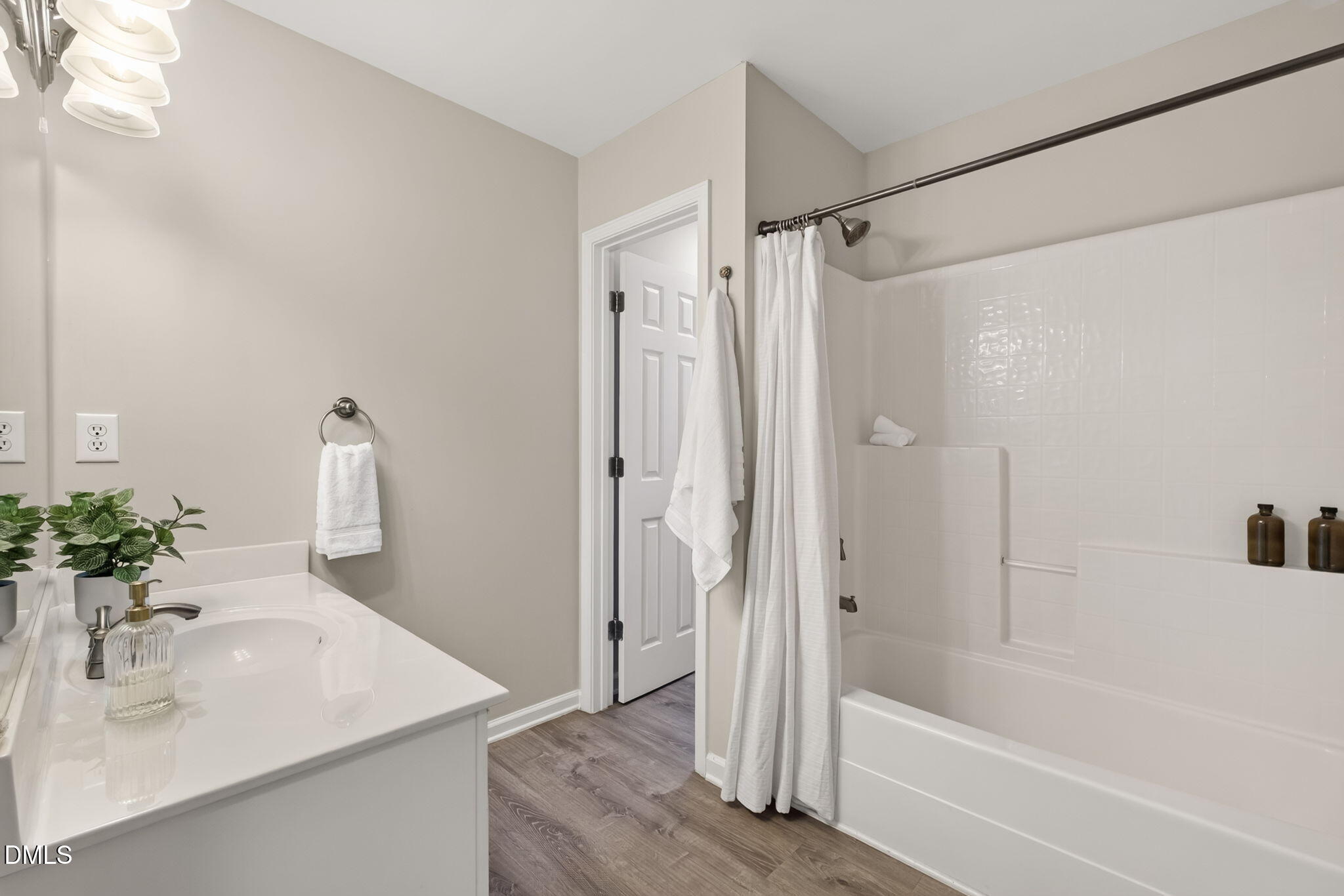 4705 Carlton Crossing Drive