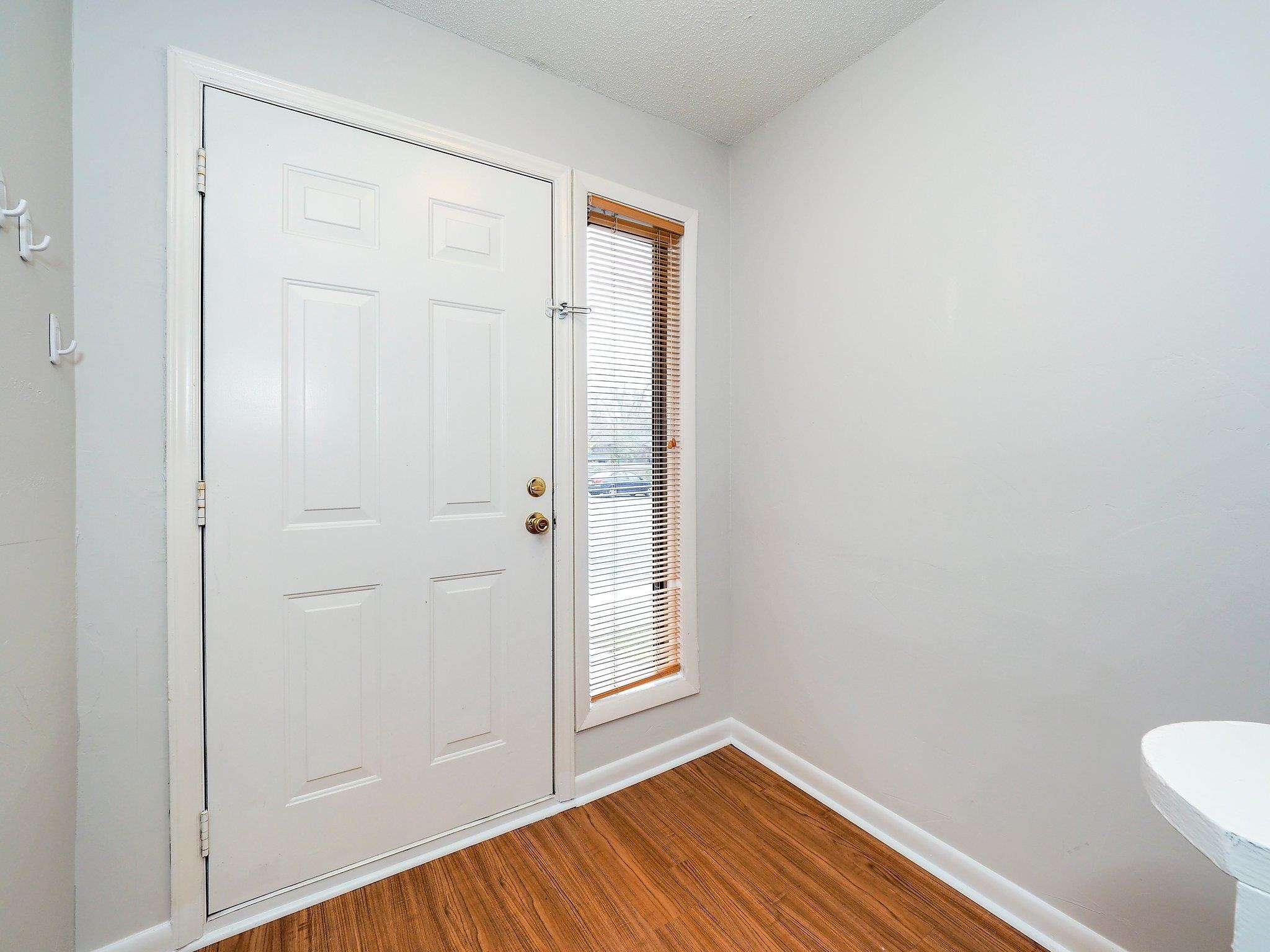 605 Oak Tree Drive # 605