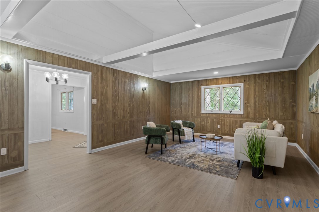 4560 E Williamsburg Rd
