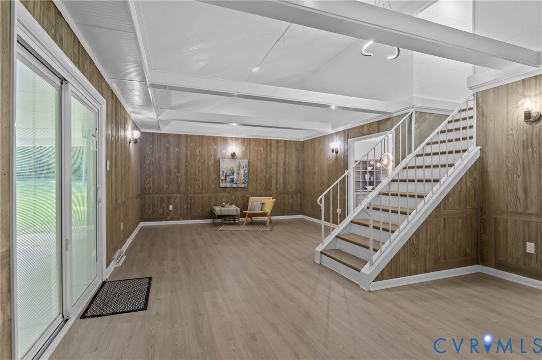 4560 E Williamsburg Rd