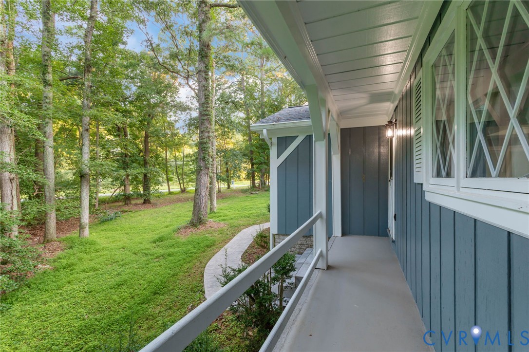 4560 E Williamsburg Rd