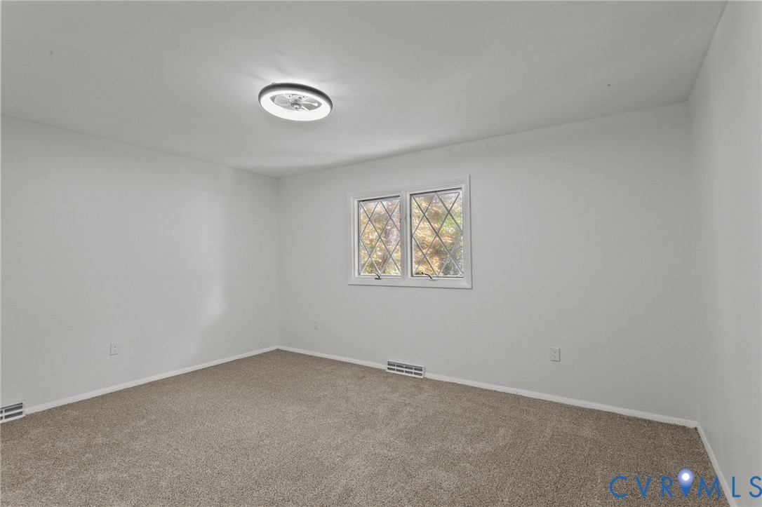 4560 E Williamsburg Rd
