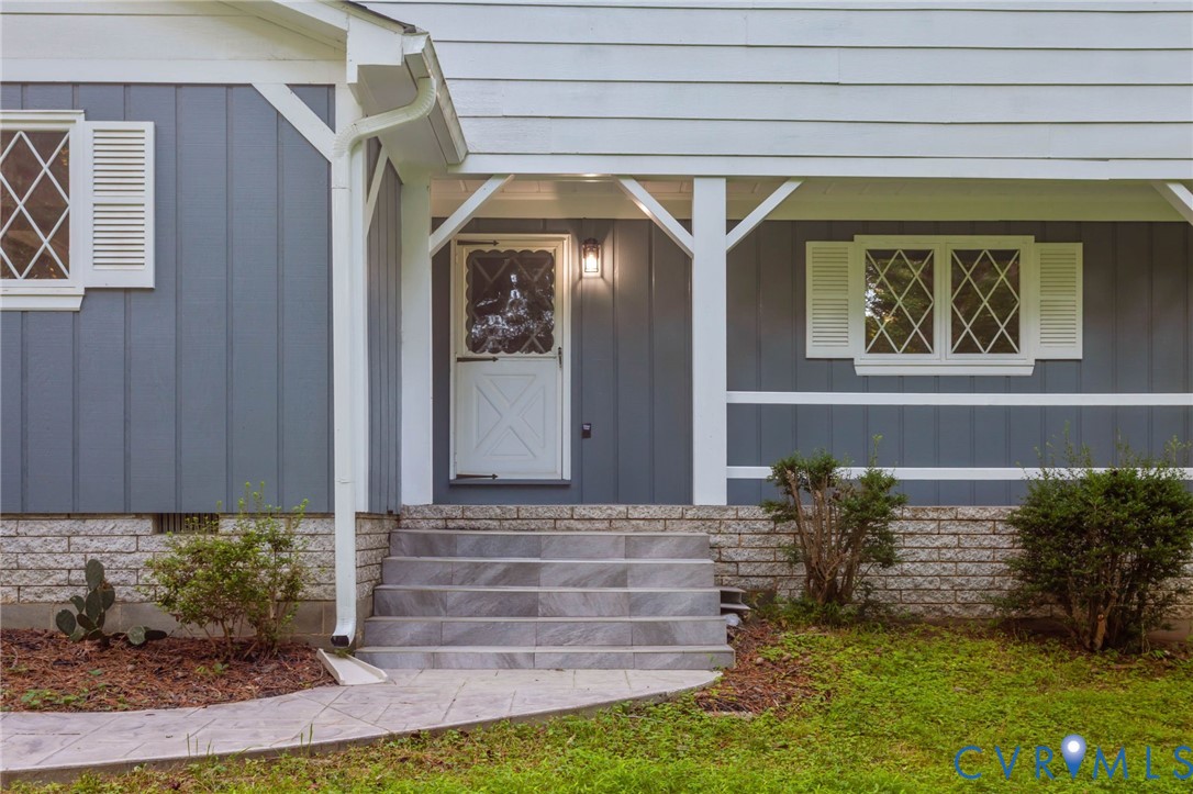 4560 E Williamsburg Rd