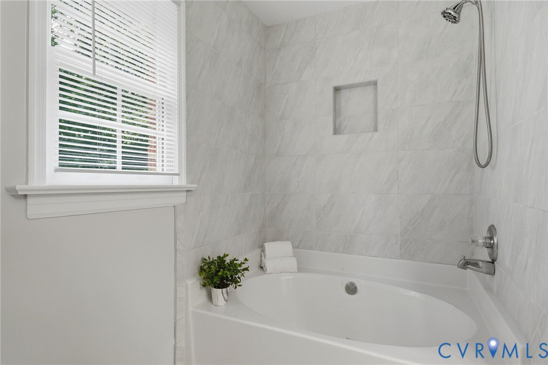 9412 Park Branch Ct