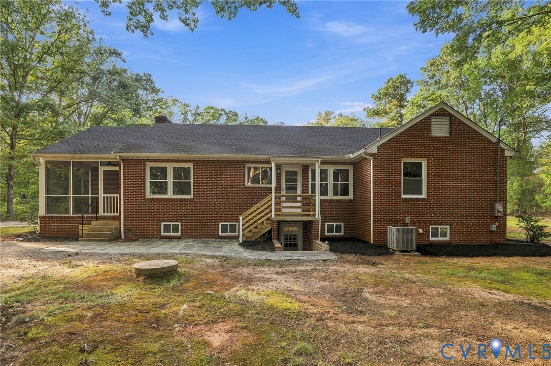 3290 Maidens Rd
