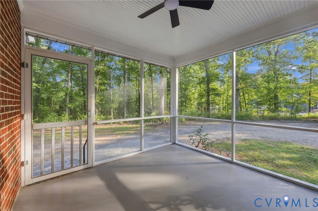 3290 Maidens Rd