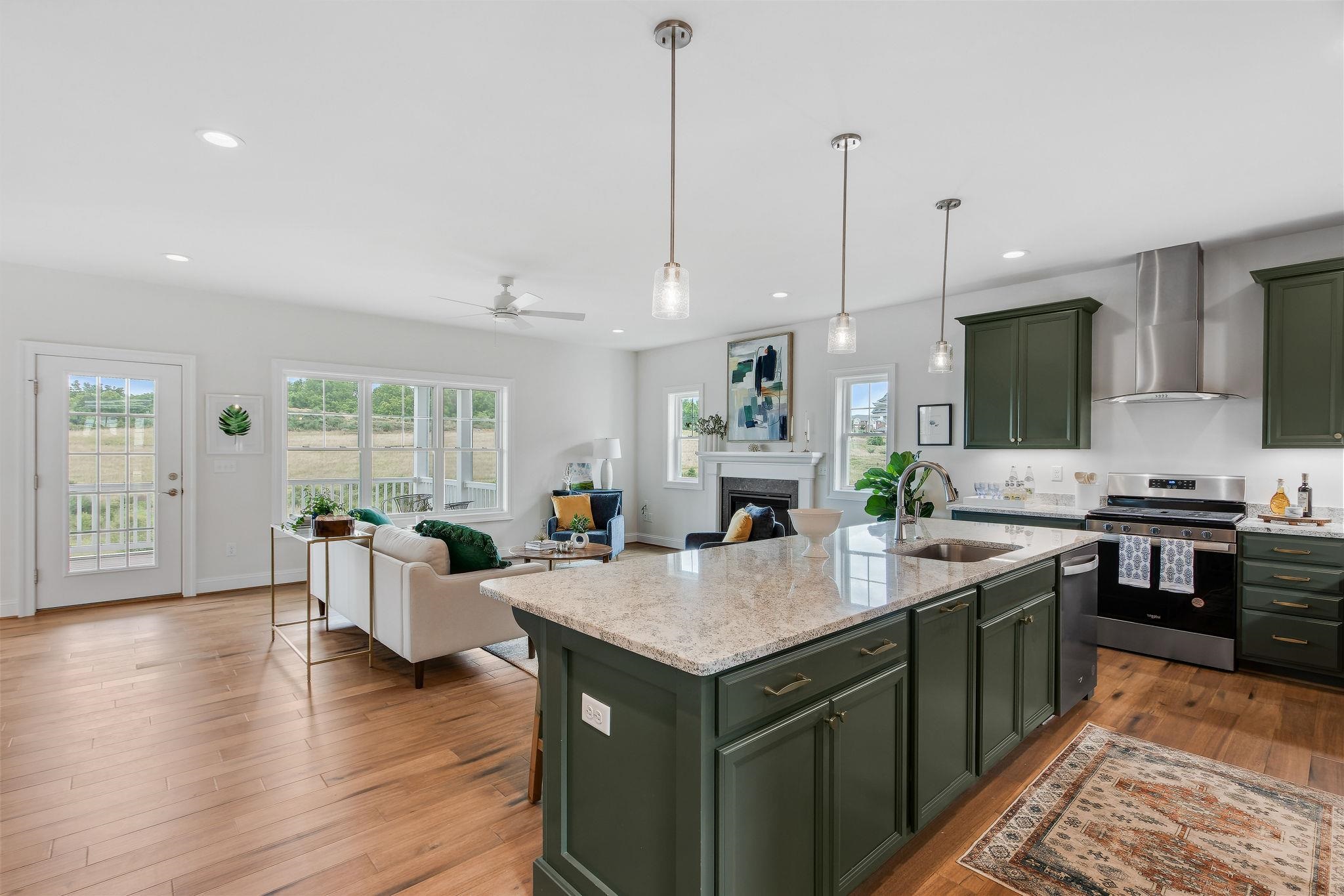 107 OLD OAKS DR