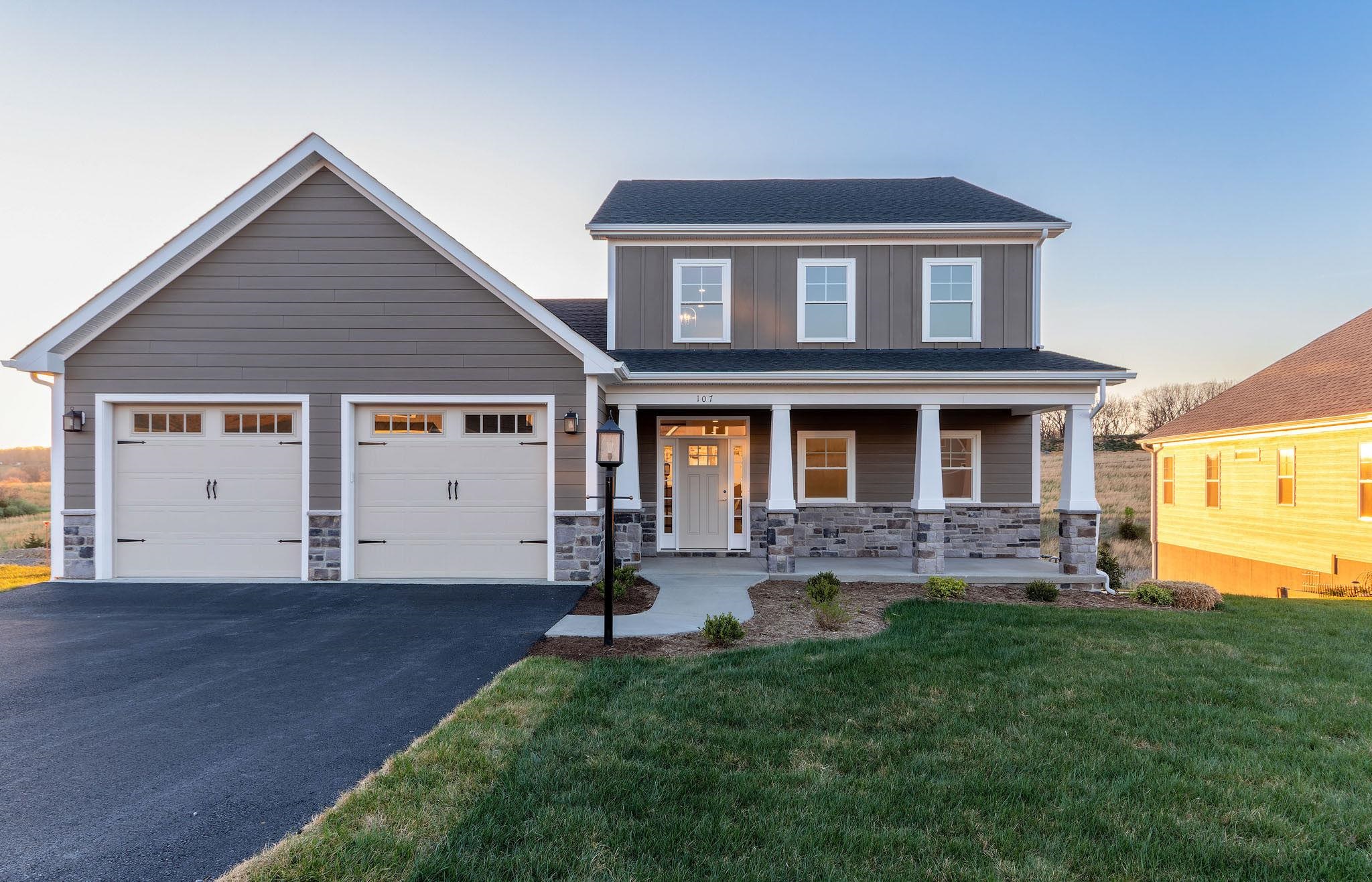 107 OLD OAKS DR