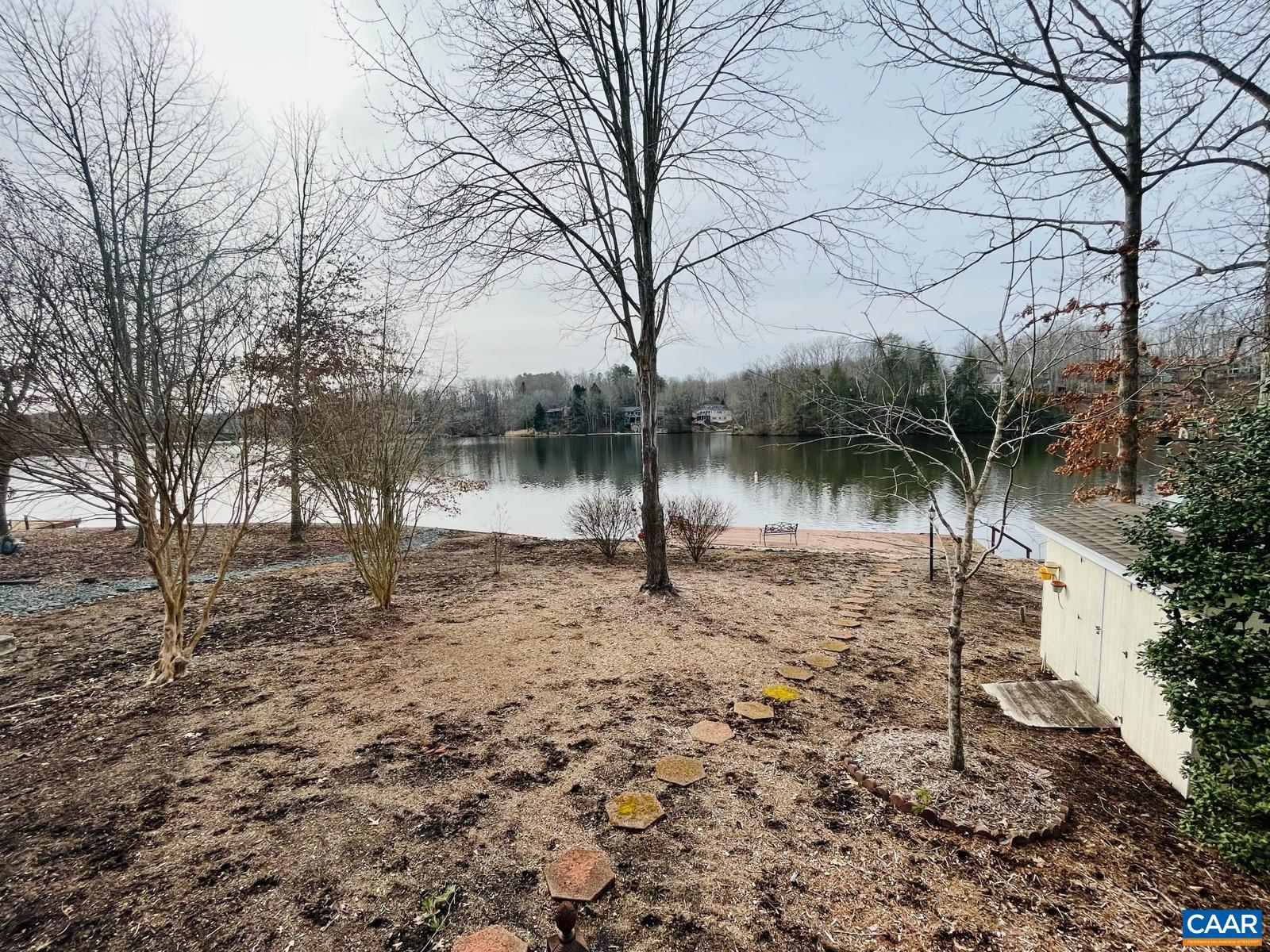 41 BOLLING CIR