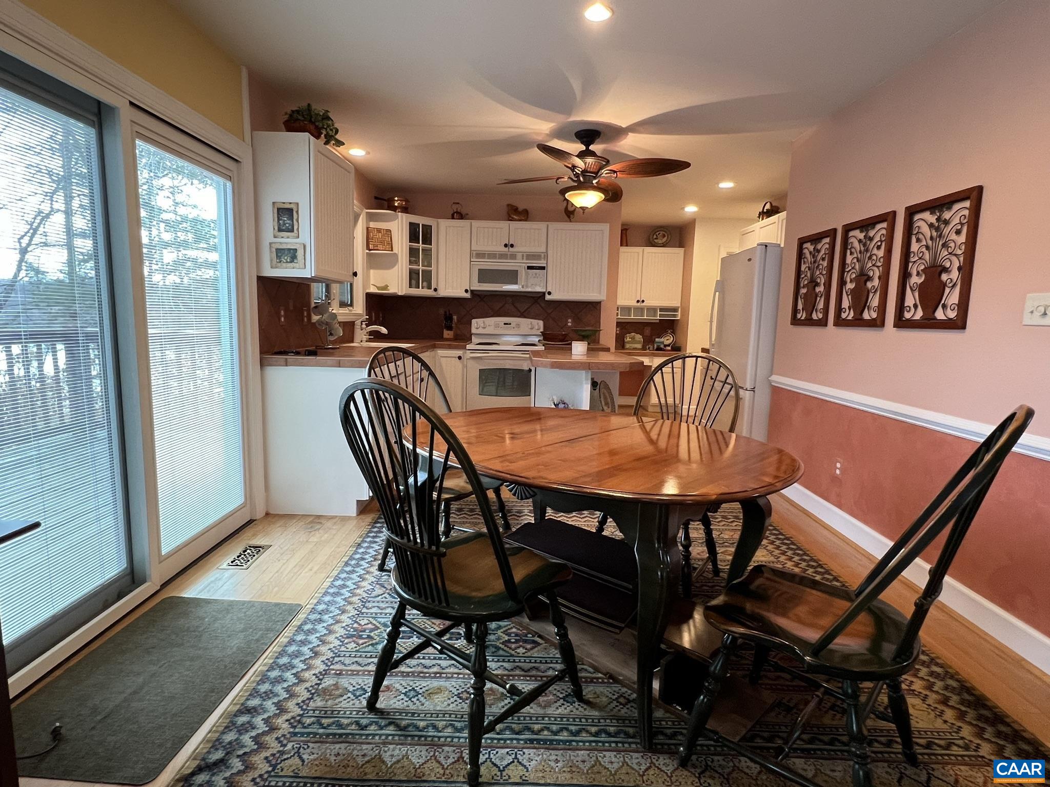 41 BOLLING CIR