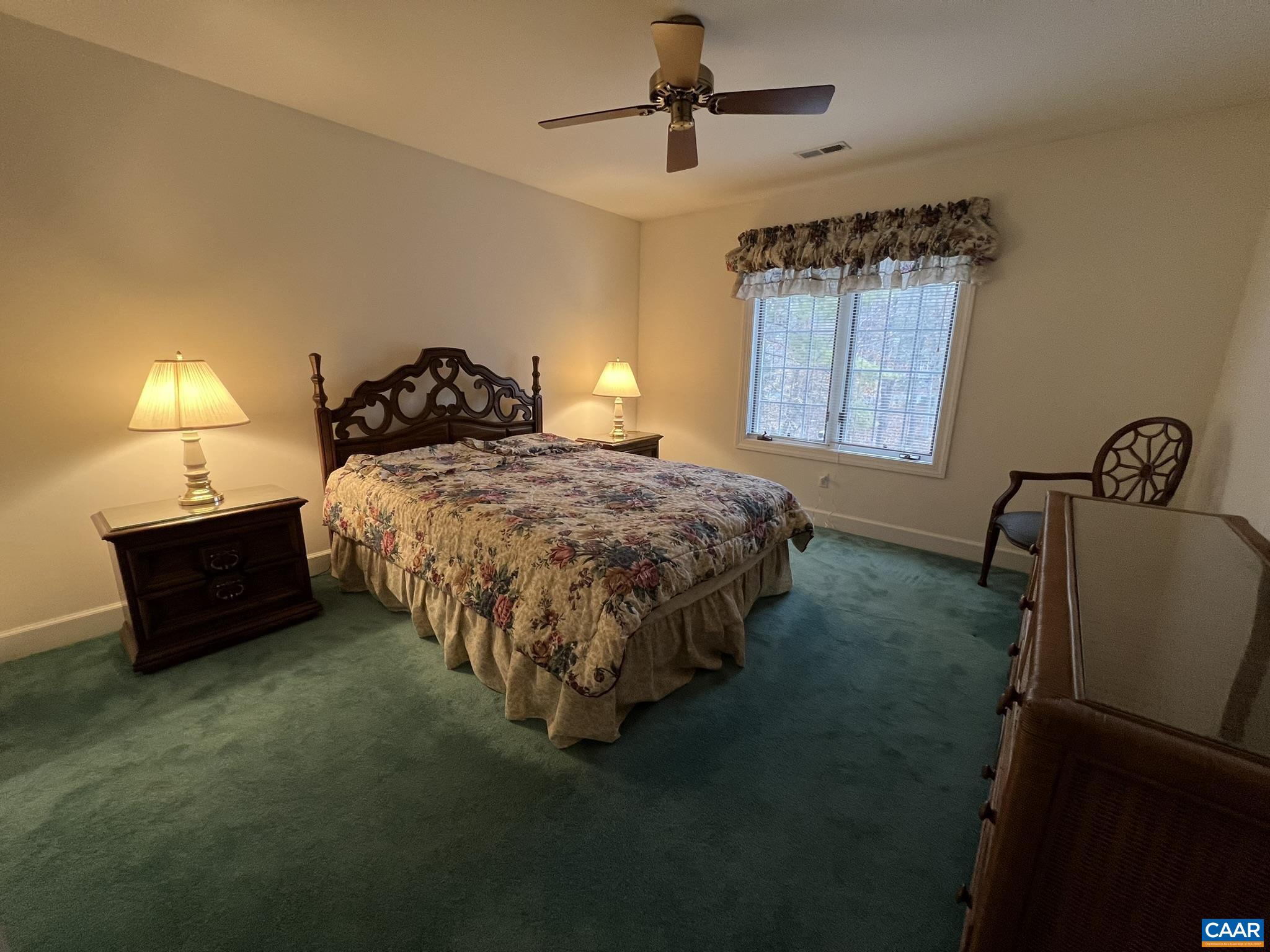 41 BOLLING CIR