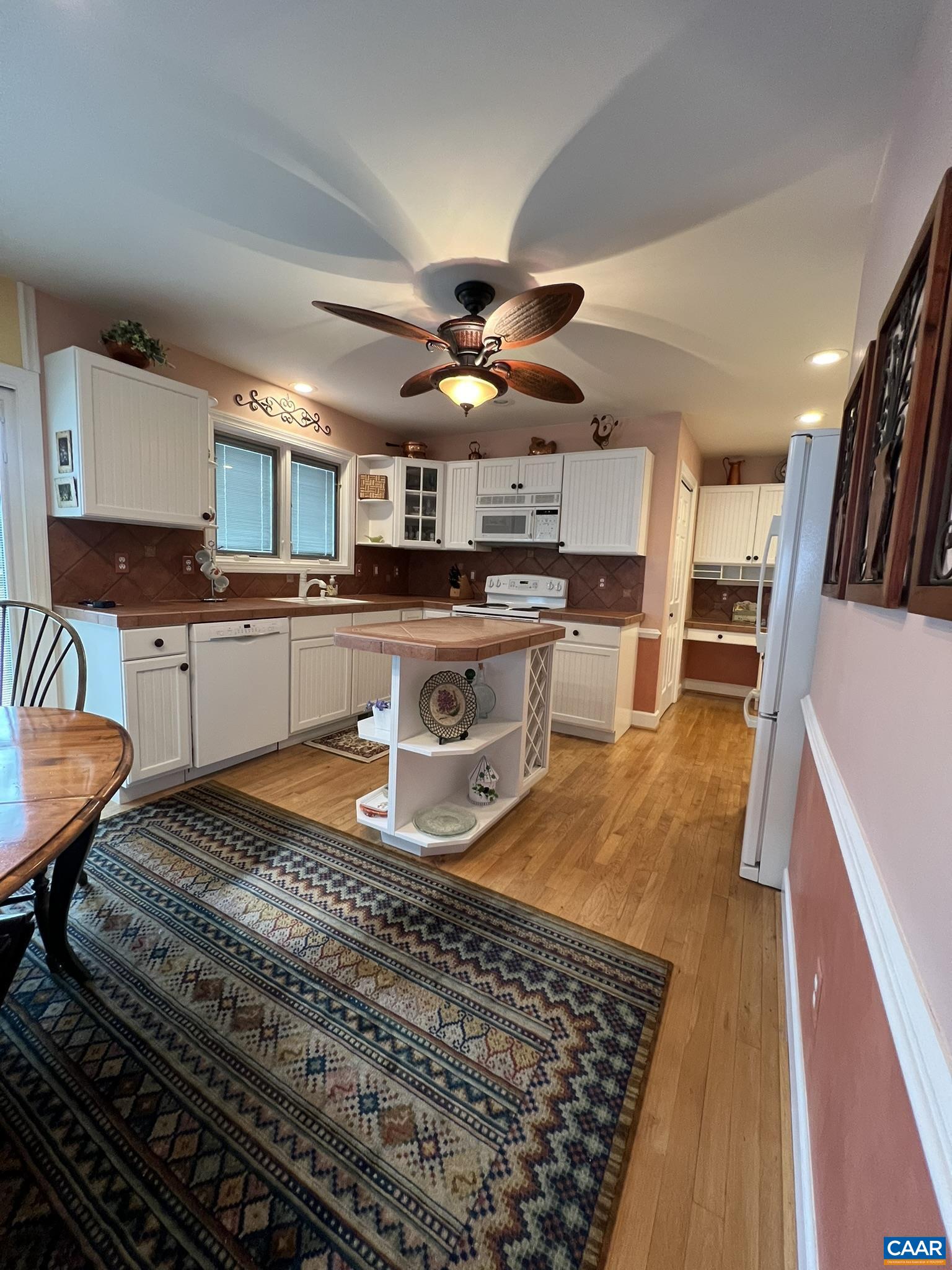41 BOLLING CIR