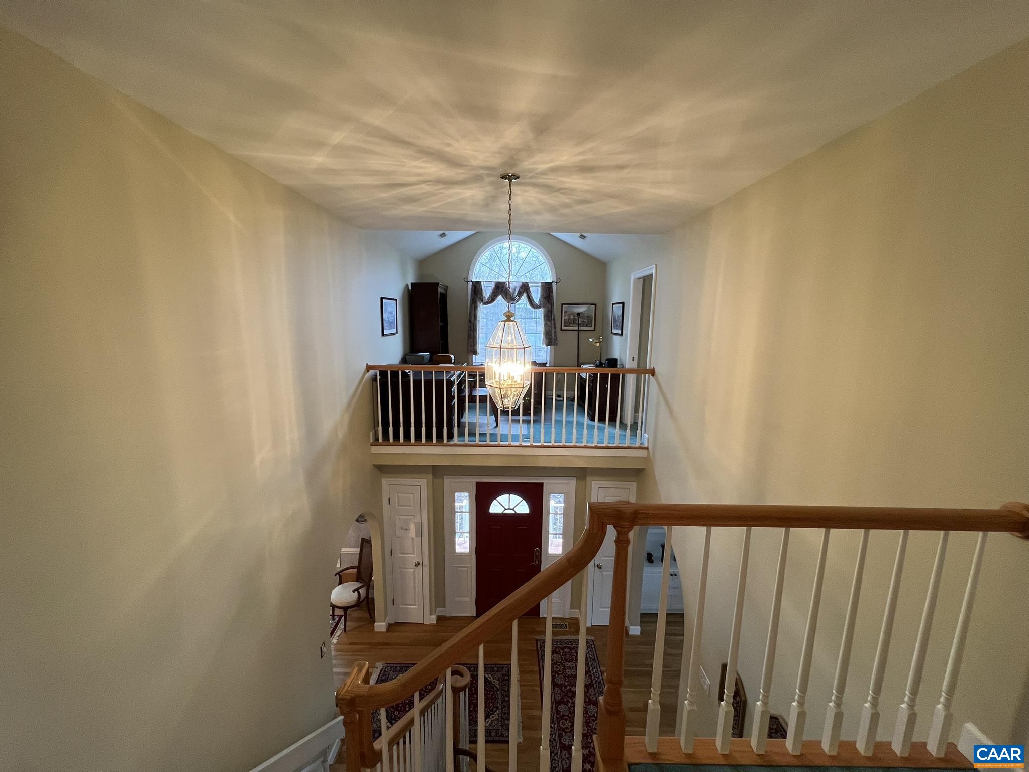 41 BOLLING CIR