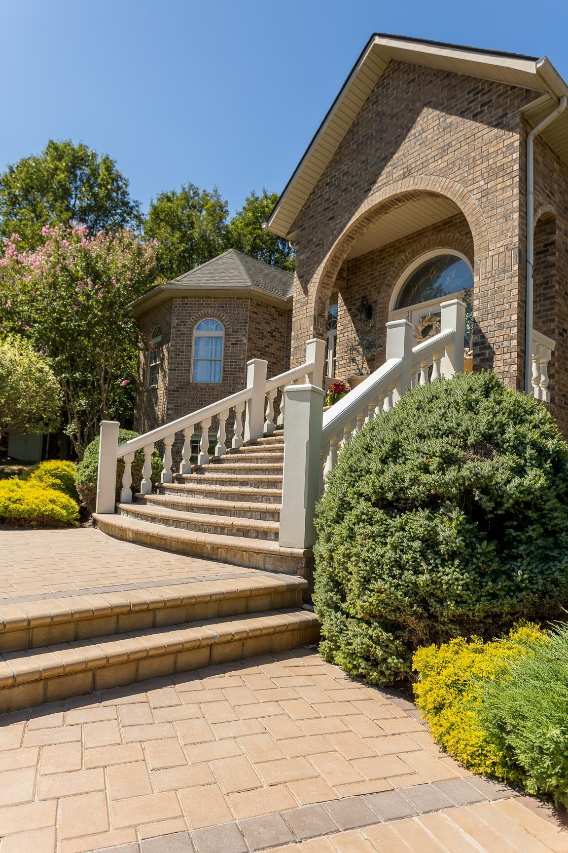 3677 TRAVELER RD