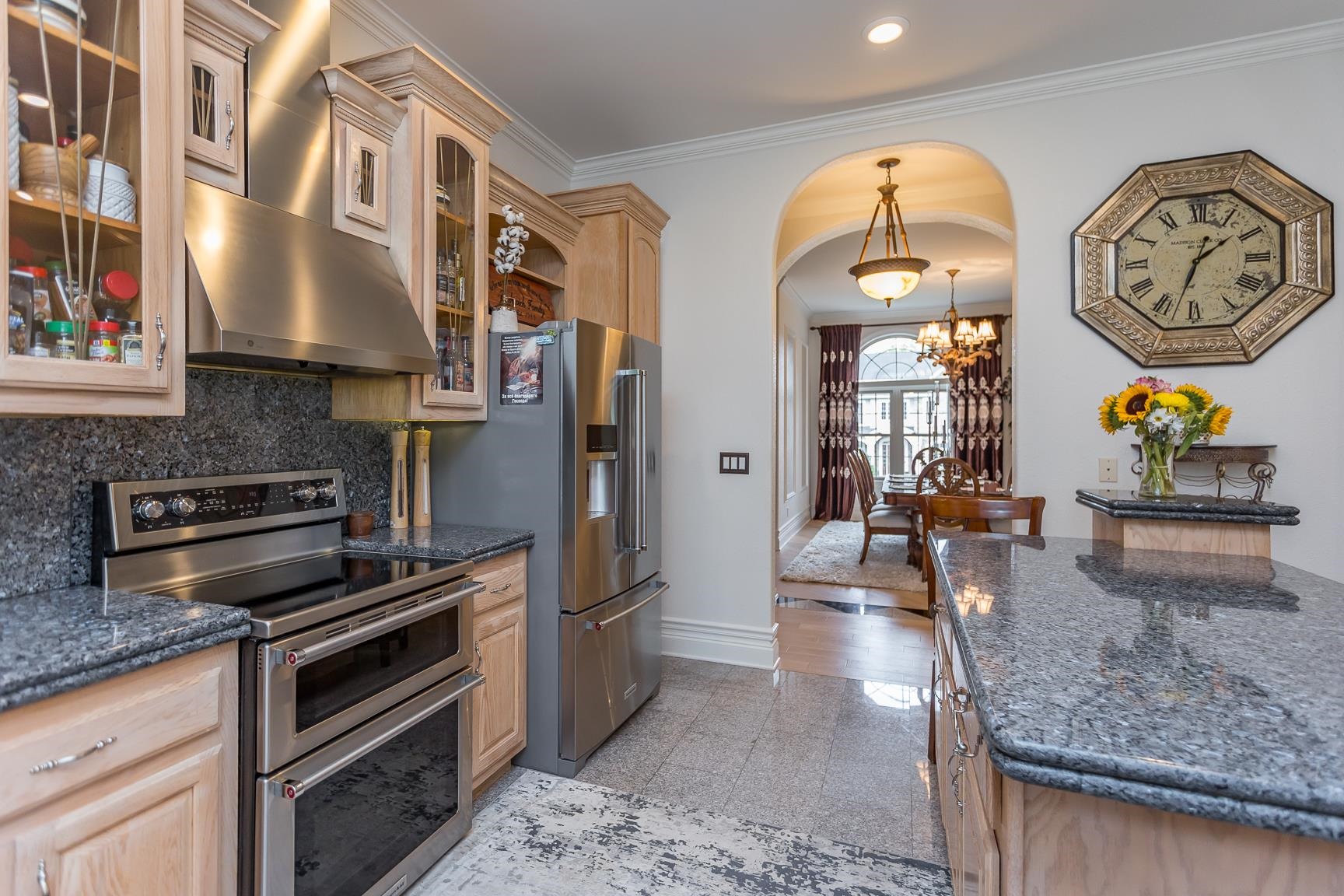 3677 TRAVELER RD