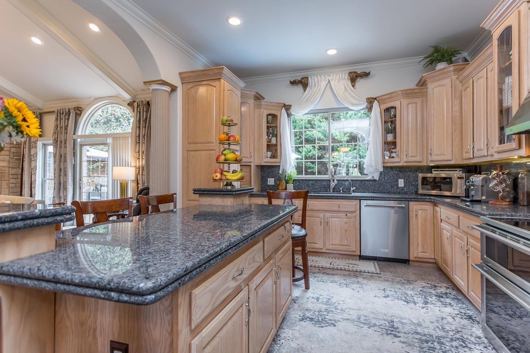 3677 TRAVELER RD