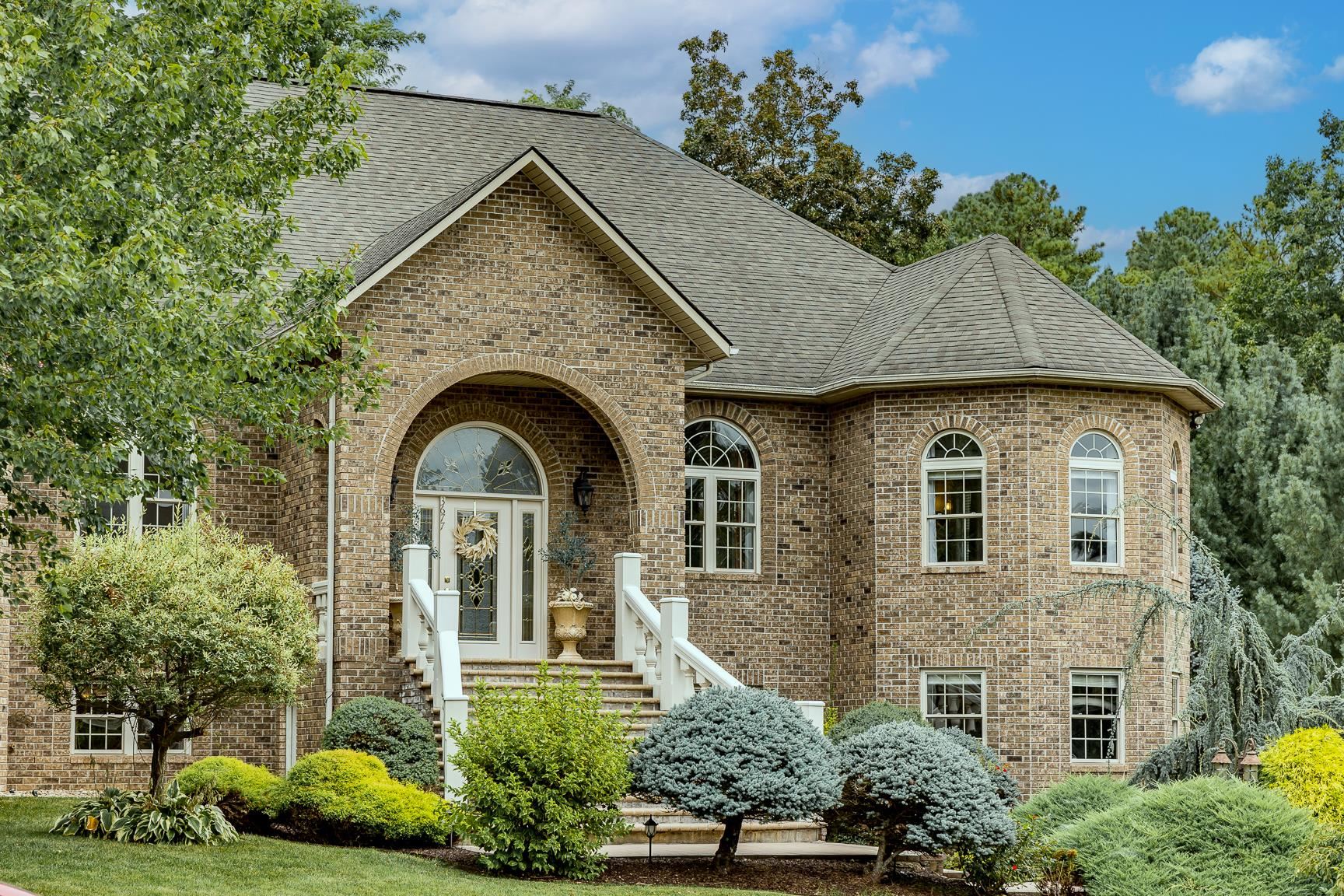 3677 TRAVELER RD