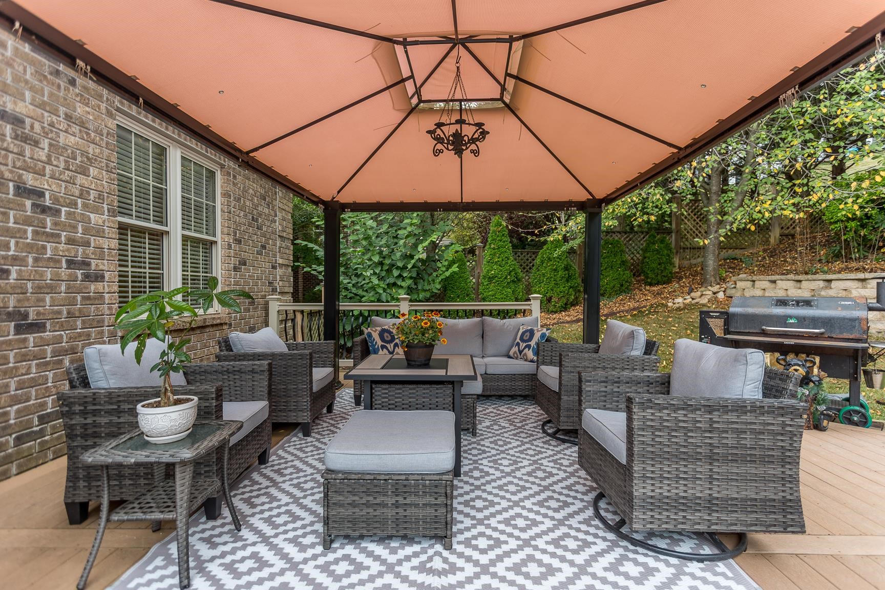 3677 TRAVELER RD