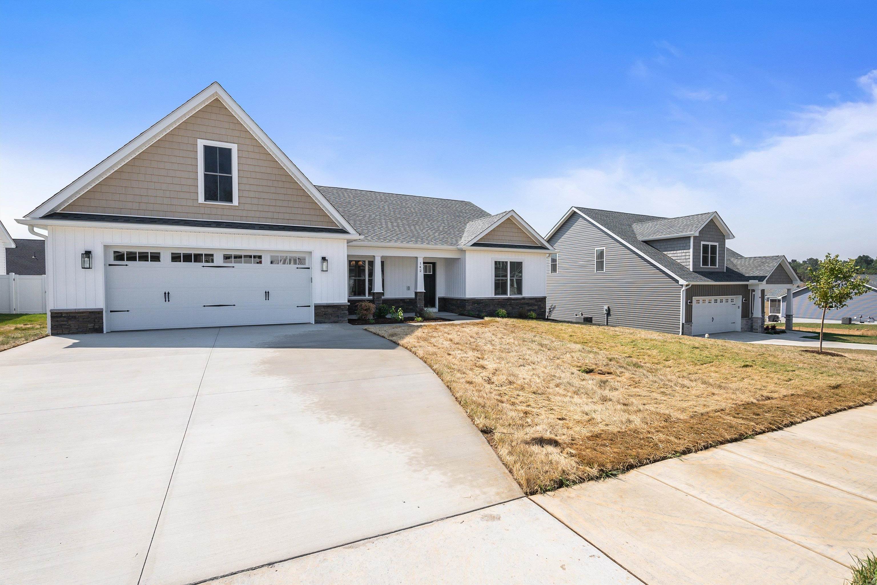 142 LINDBURGH DR