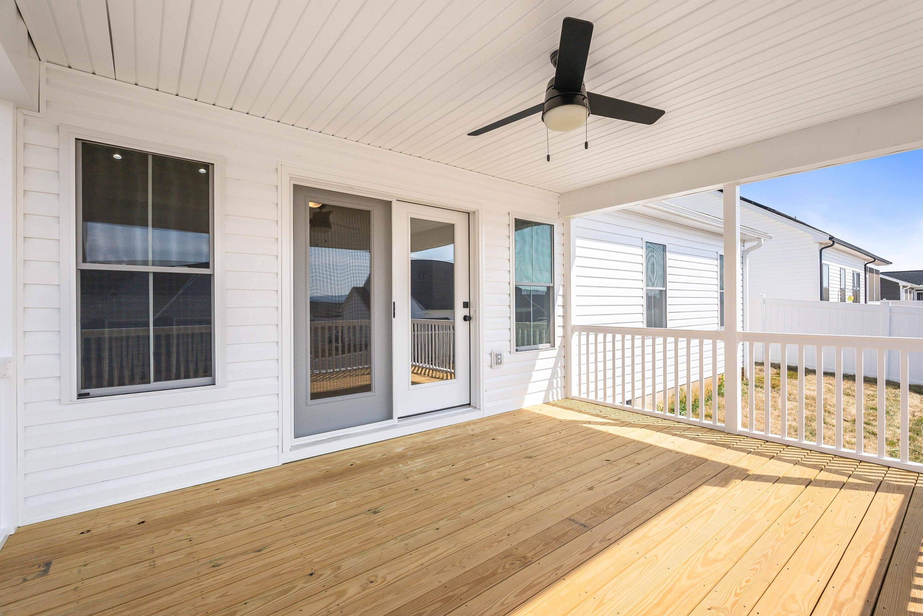 142 LINDBURGH DR