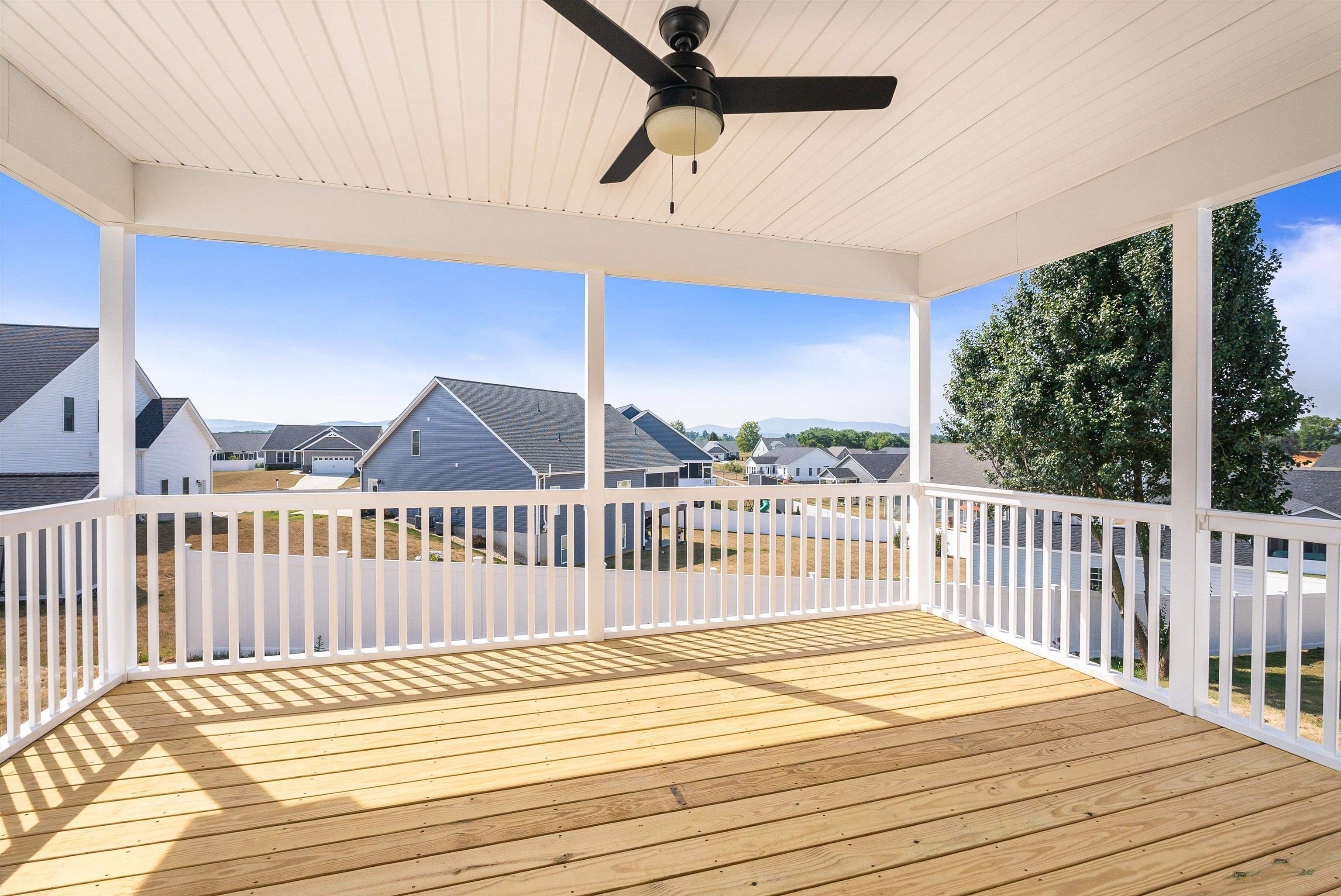 142 LINDBURGH DR
