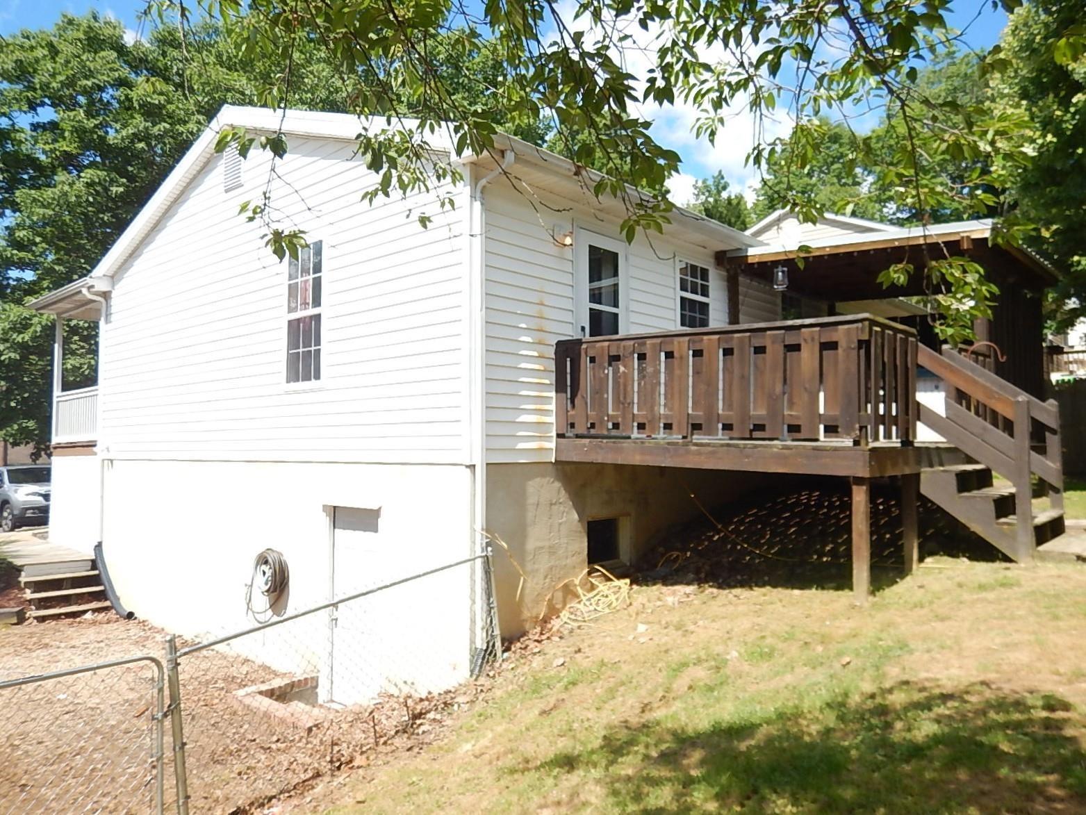 1518 SHENANDOAH AVE