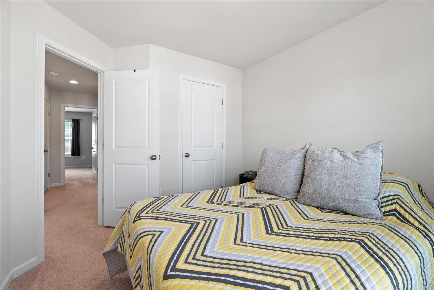 241 WILLOWSHIRE CT