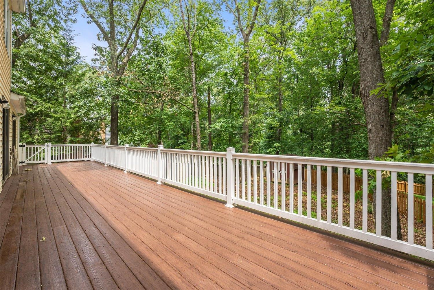 980 LIBERTY OAKS CT