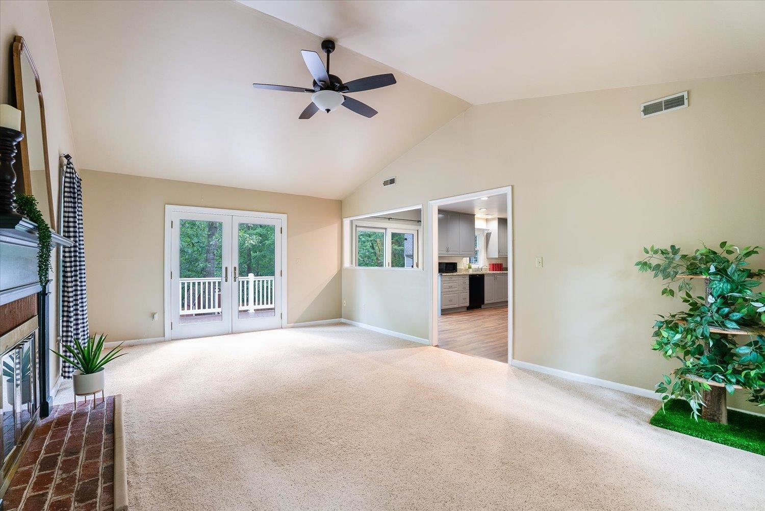 980 LIBERTY OAKS CT