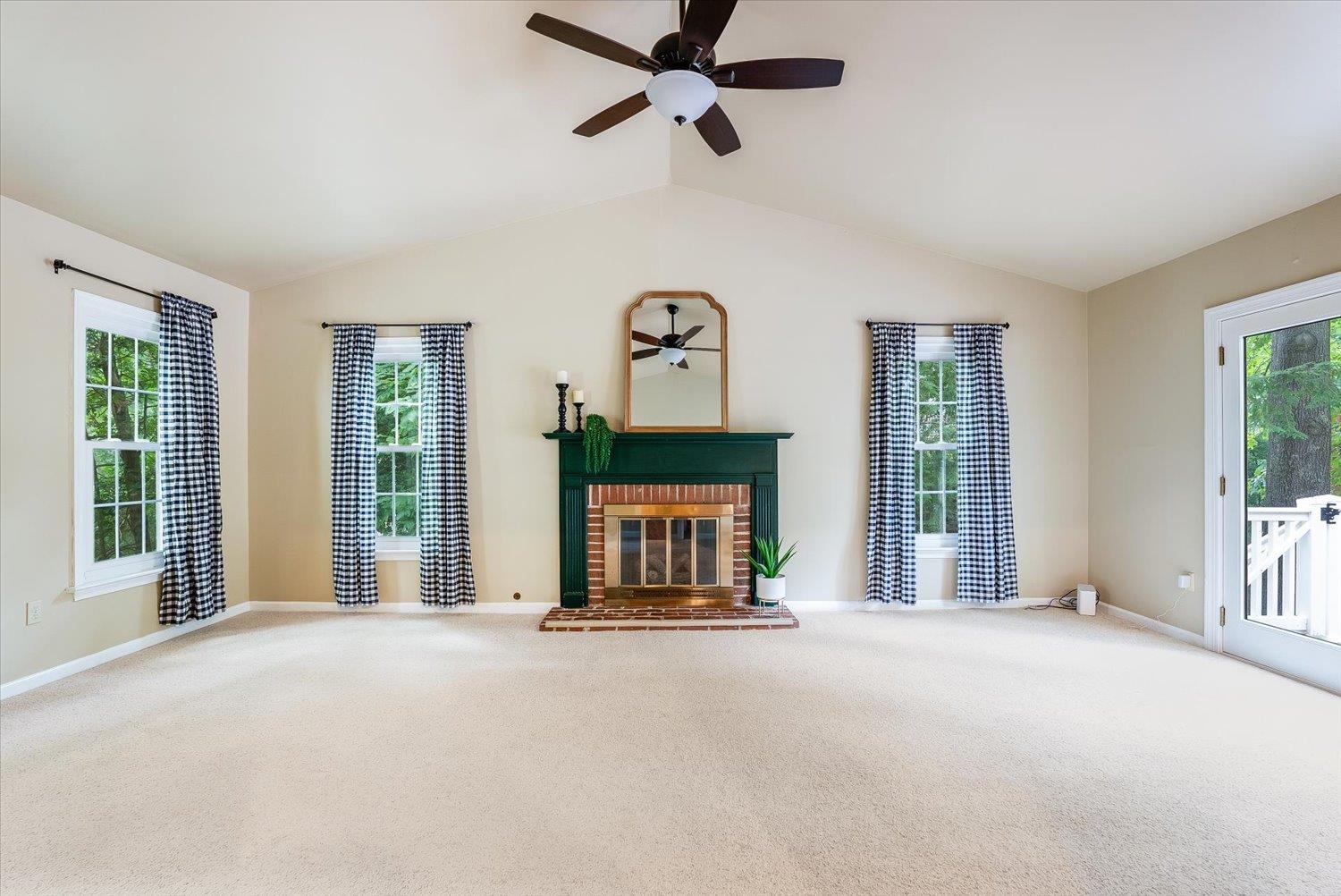 980 LIBERTY OAKS CT