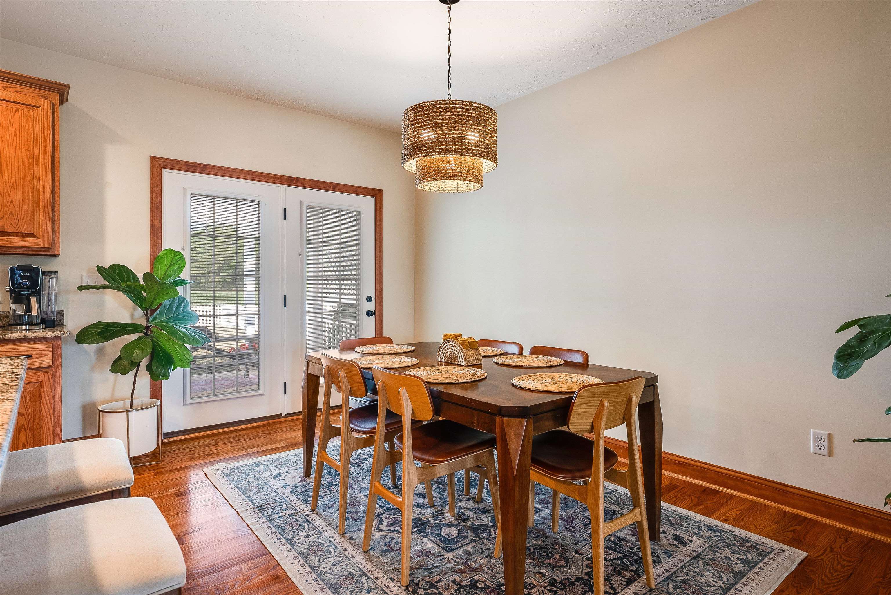 125 STONE DR