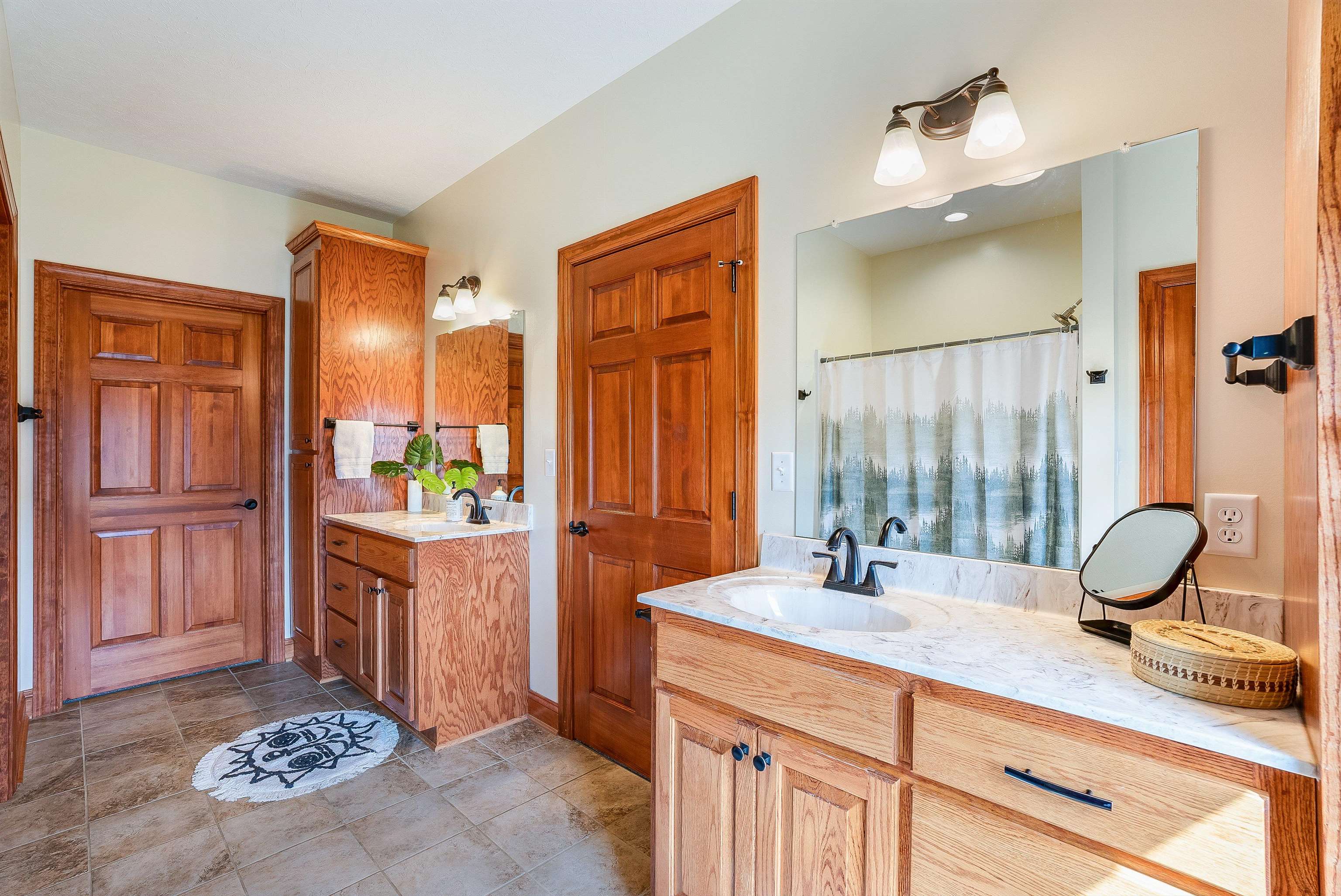 125 STONE DR