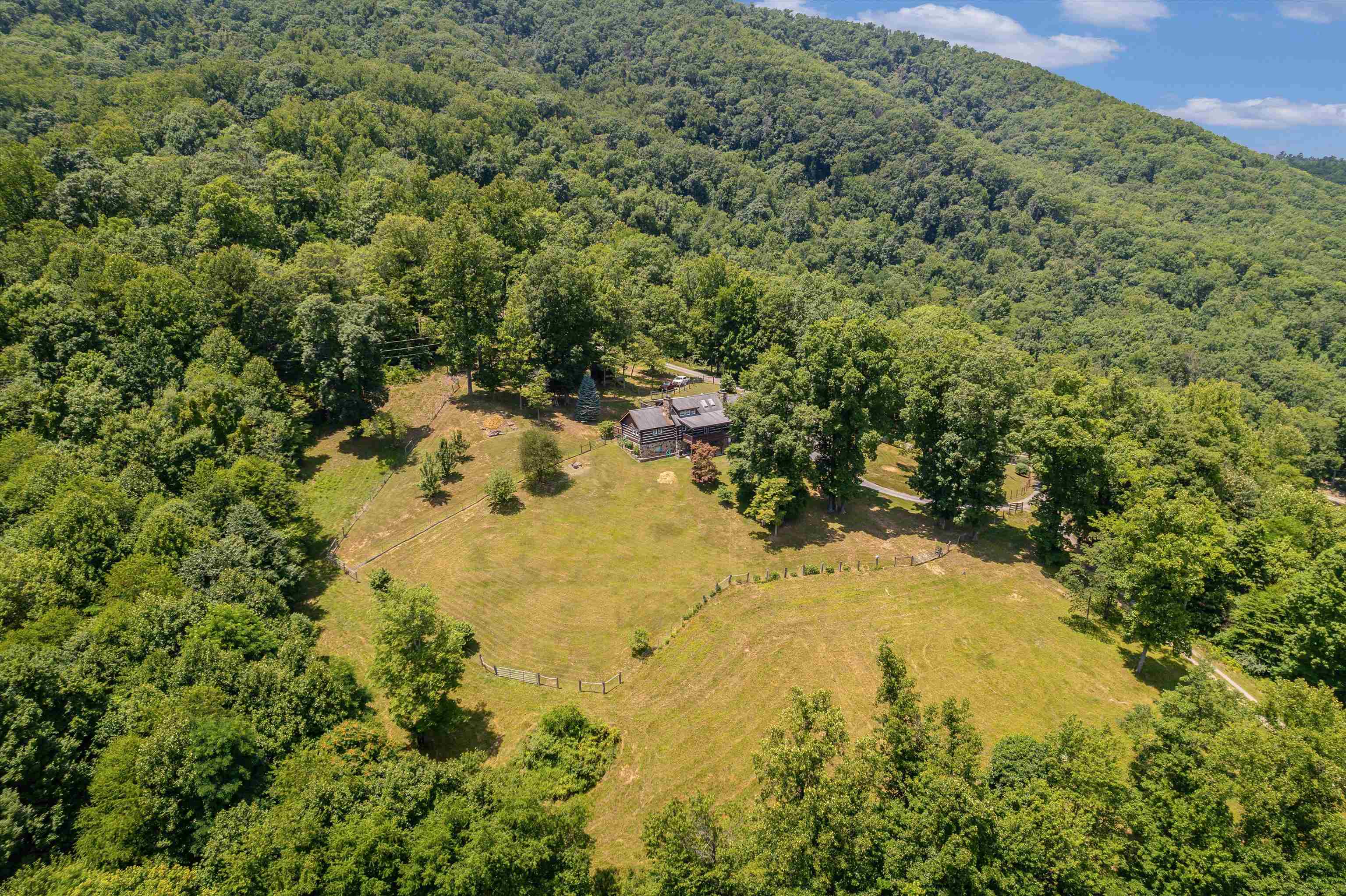321 JACK DANIELS LN