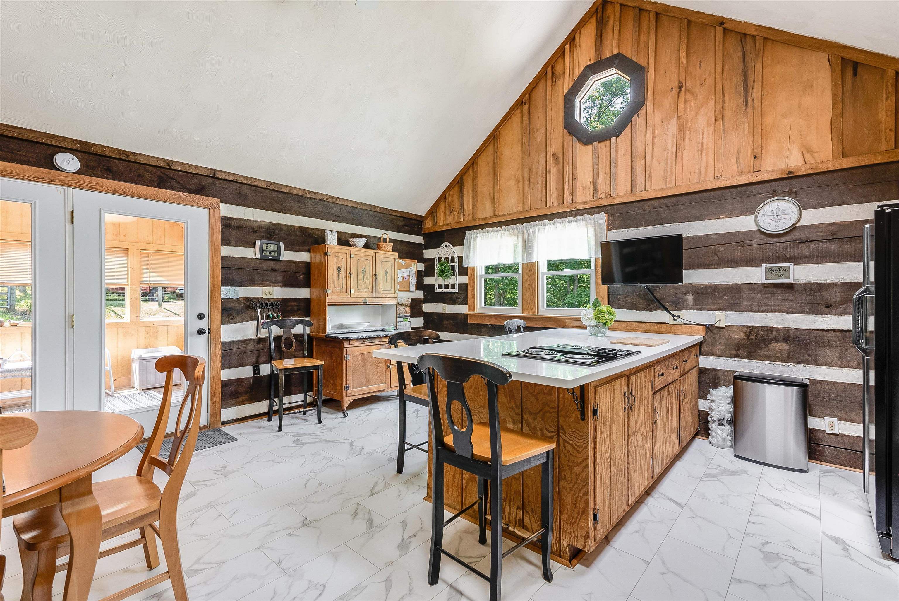321 JACK DANIELS LN