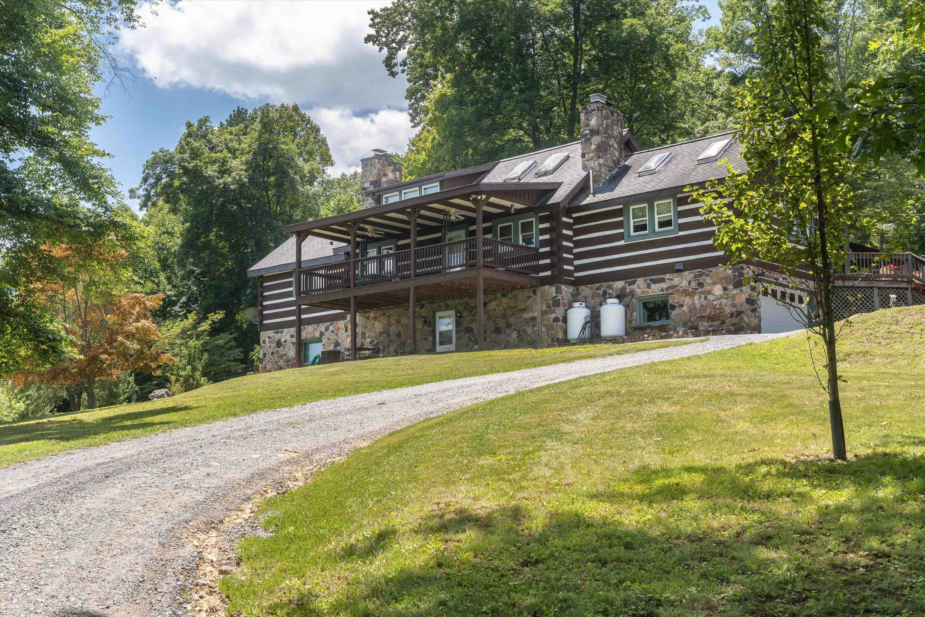 321 JACK DANIELS LN