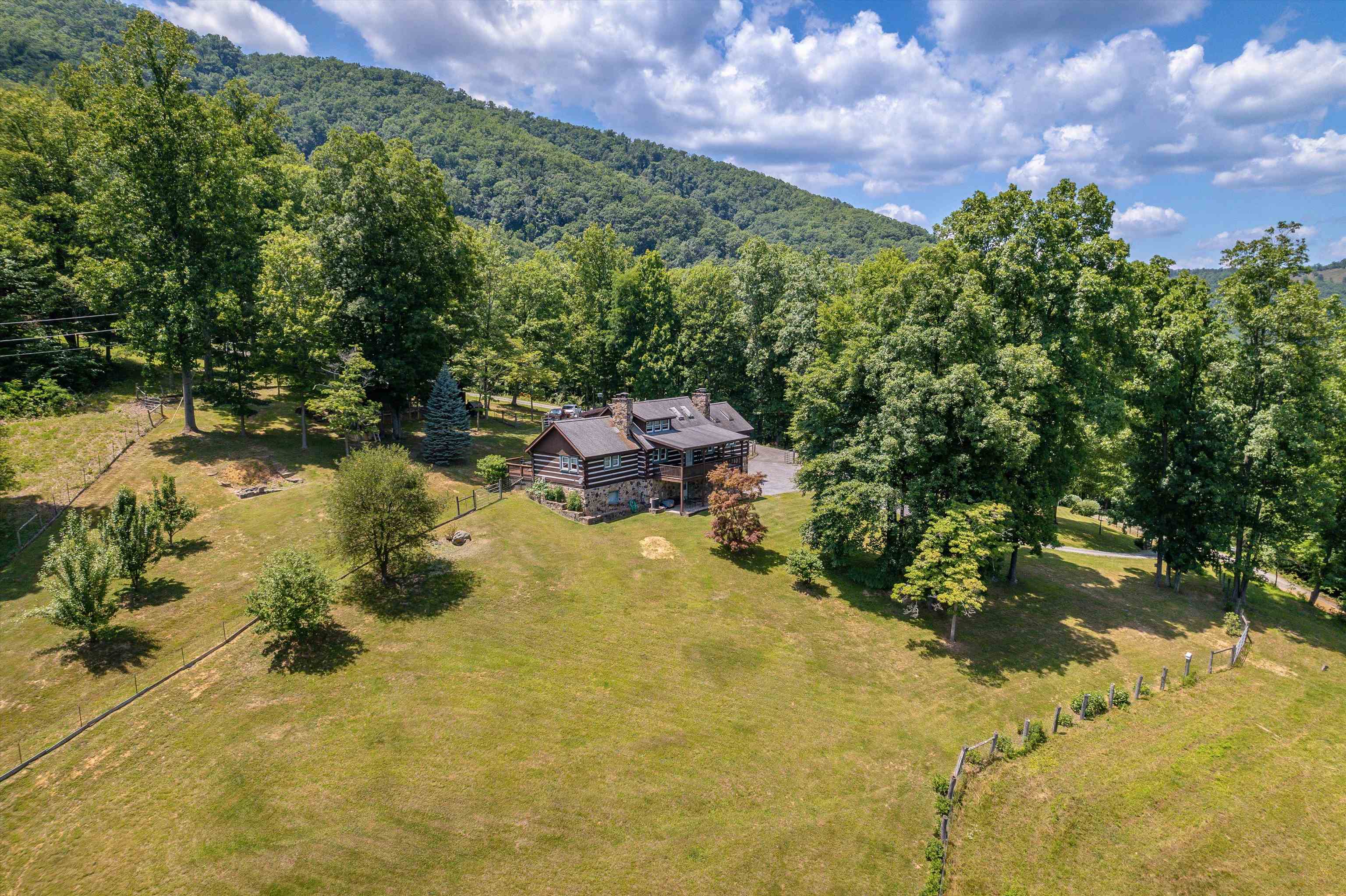 321 JACK DANIELS LN
