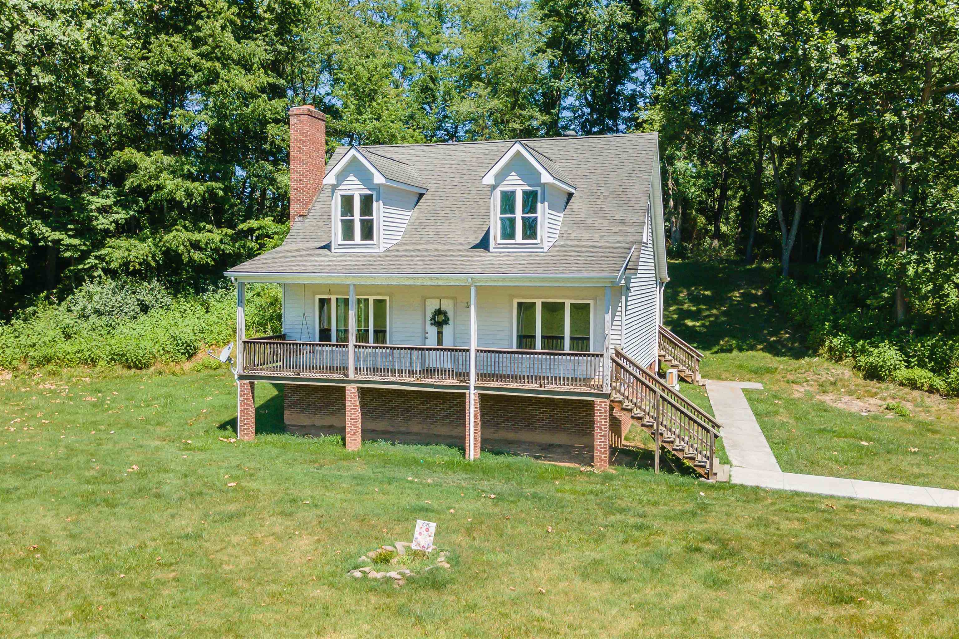 99 MARIETTA LN