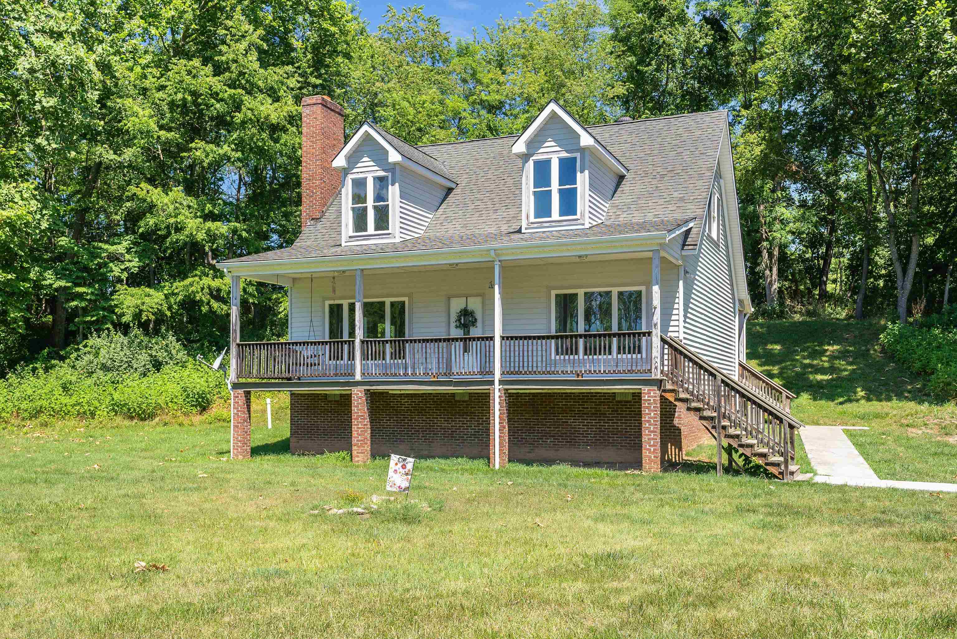 99 MARIETTA LN