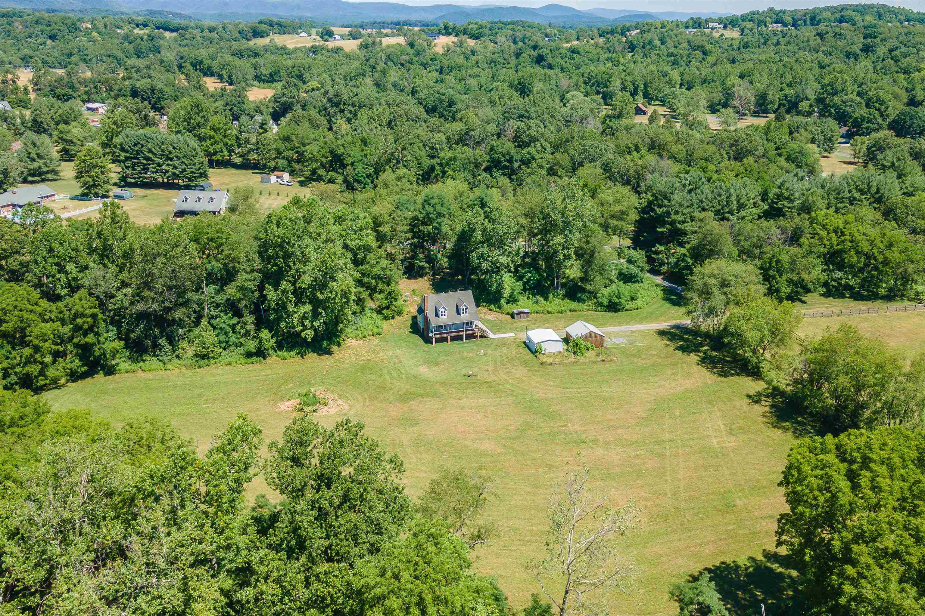 99 MARIETTA LN