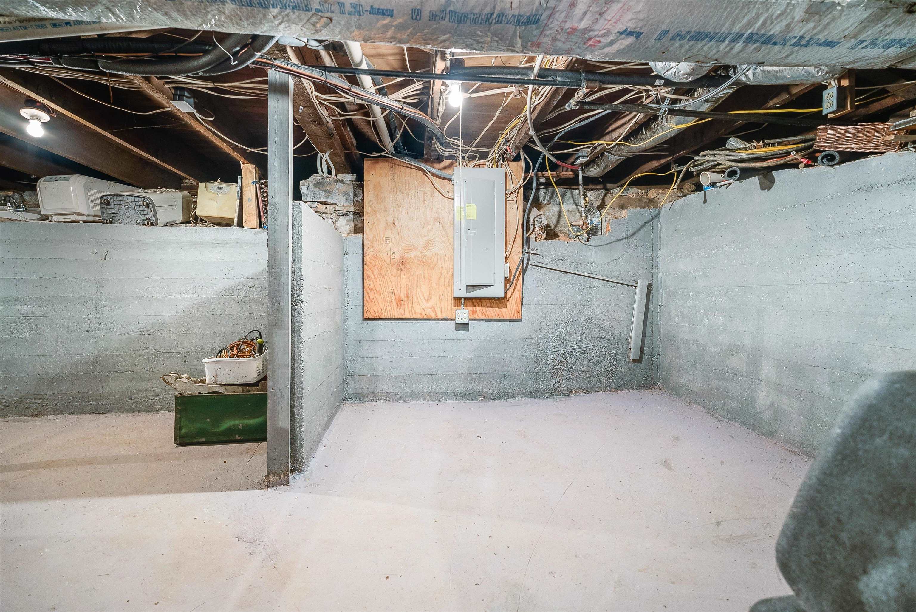 2356 LEE HWY