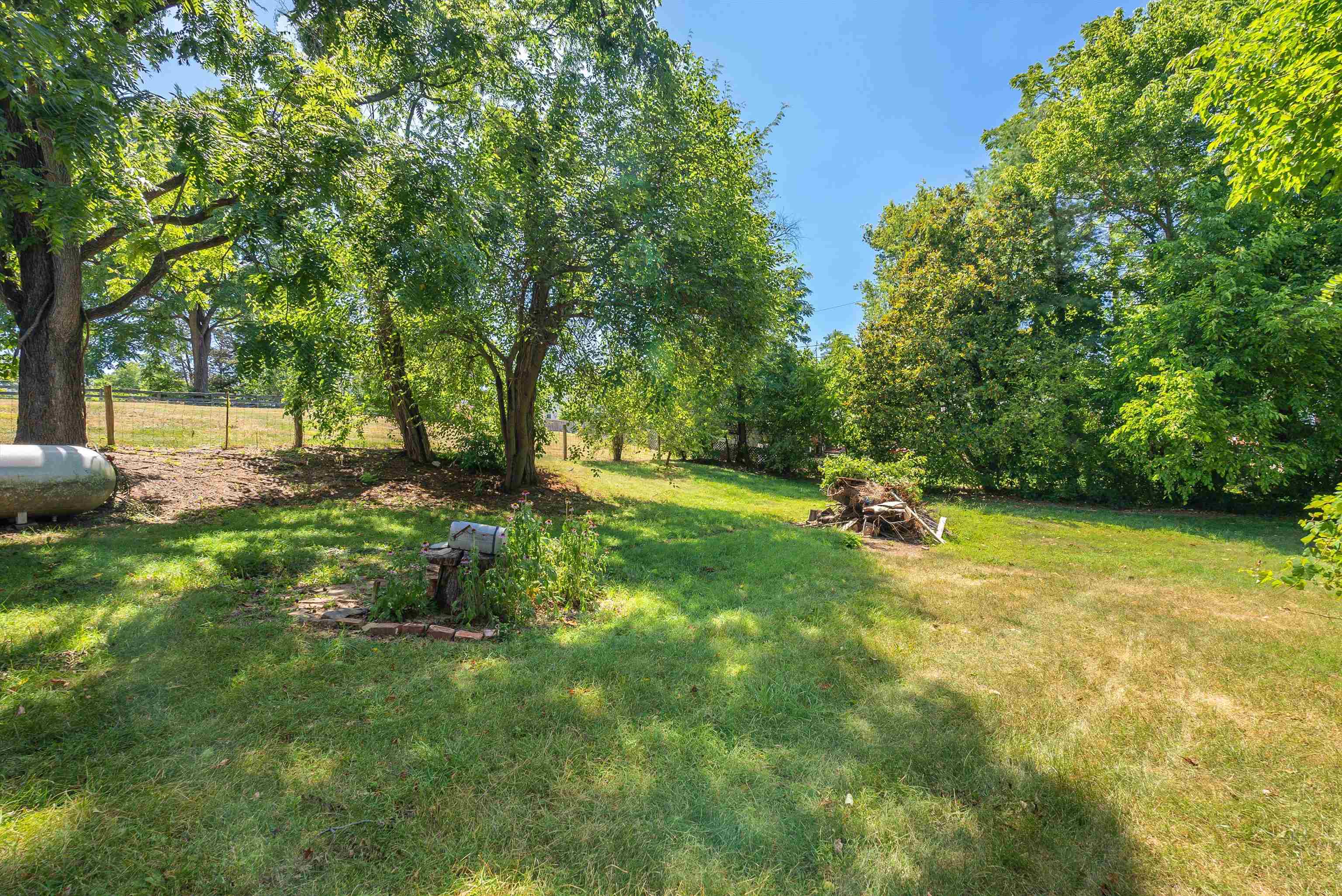 2356 LEE HWY